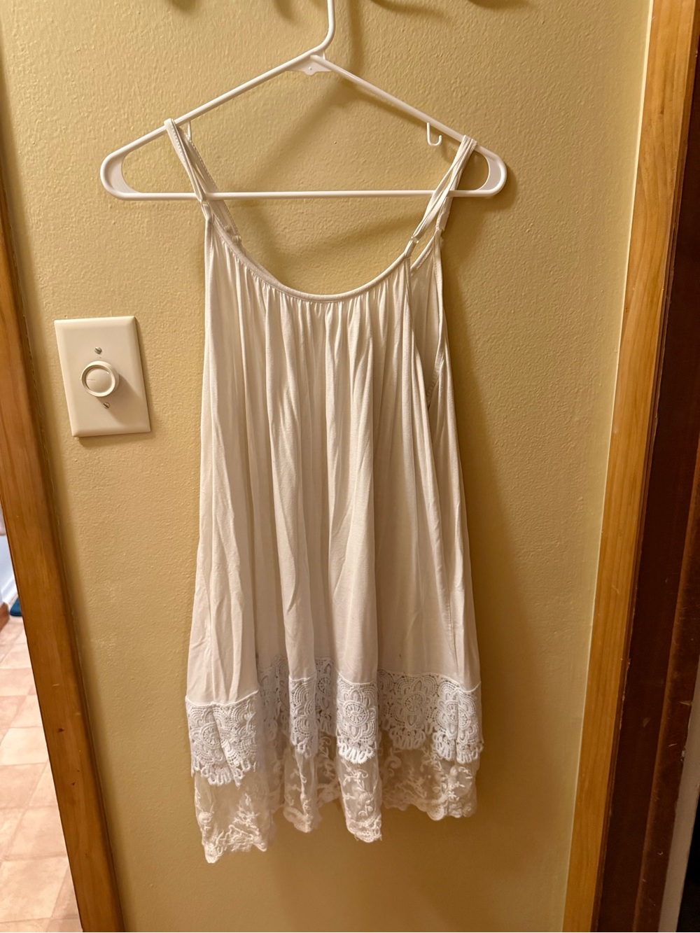 Fashionomics White Lace Hem Chemise Slip